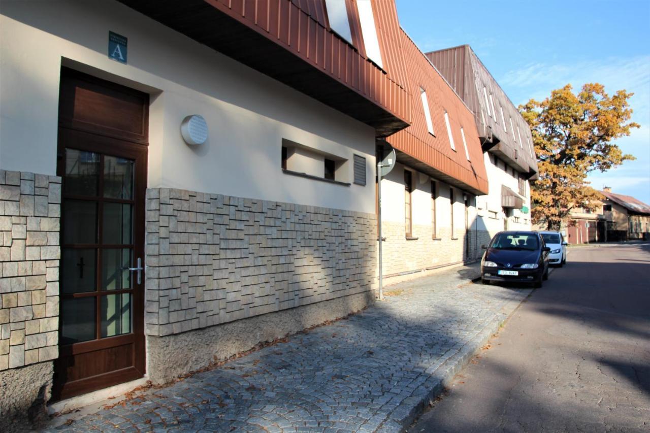 Jablonné nad Orlicí Apartman U Dubu מראה חיצוני תמונה
